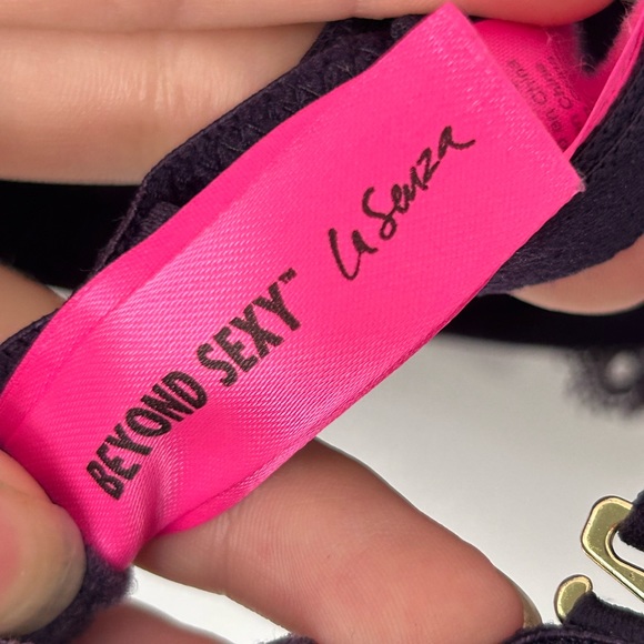 La SENZA Beyond Sexy - Picture 7 of 8